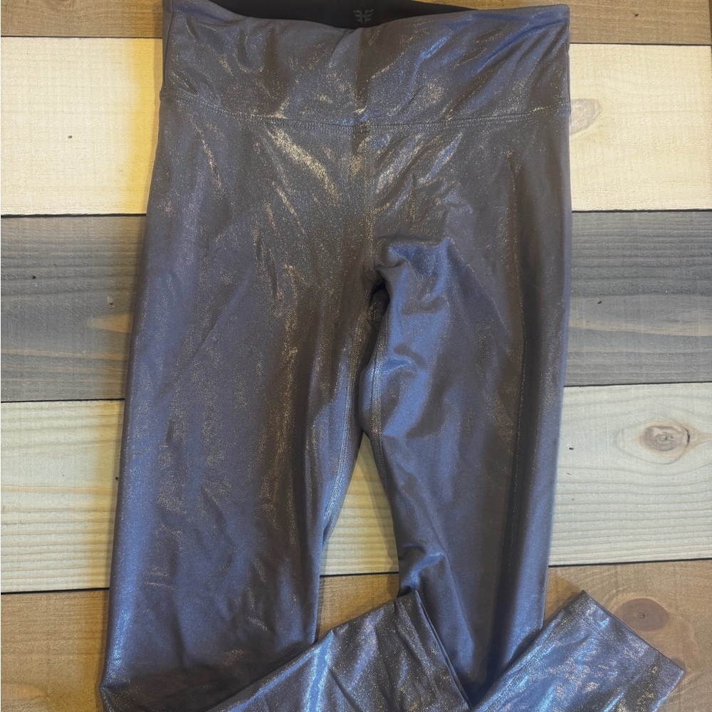 Heroine Sport Metallic Gray Leggings